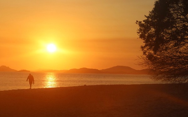 Sunrise beach walk - Punsand Beach, Cape York, Australia